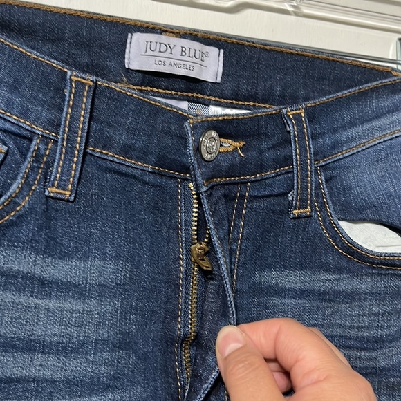 Judy Blue women’s Skinny jeans - Picture 9 of 9